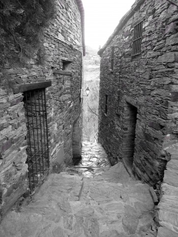 Patones de arriba y Presa del Pontón de la Oliva